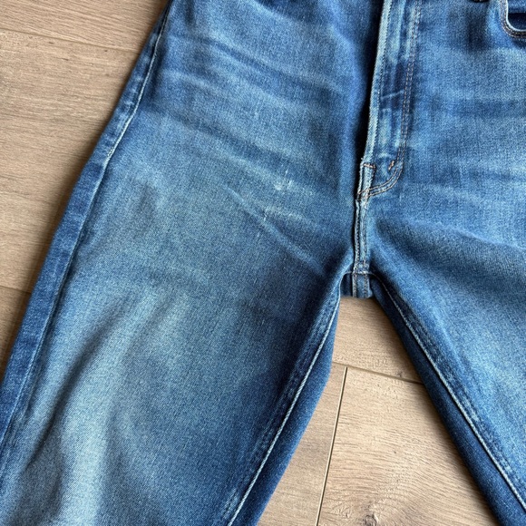 MOTHER High Waisted Runaway flare jeans - size 26 - distressed - Picture 3 of 15